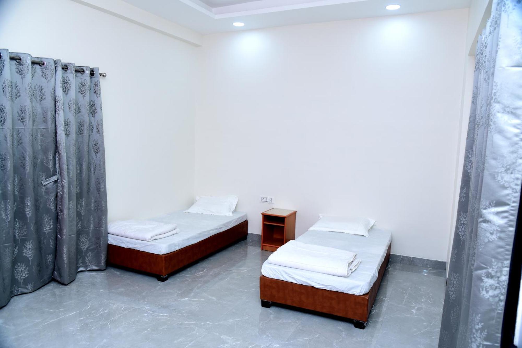 Adinath Bhavan - Jainsite Dharamshala Palitana Екстериор снимка